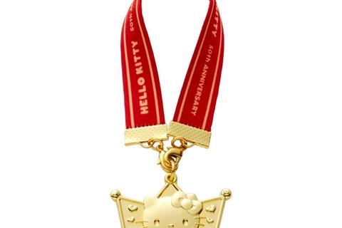 5609-hello-kitty-50th-anniv-blind-box-mini-medal-charm-1.jpg