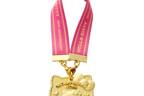 5609-hello-kitty-50th-anniv-blind-box-mini-medal-charm-1.jpg