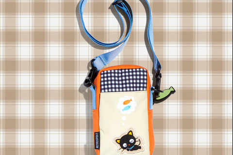 5674-chococat-classic-35mm-camera-bag-1.png