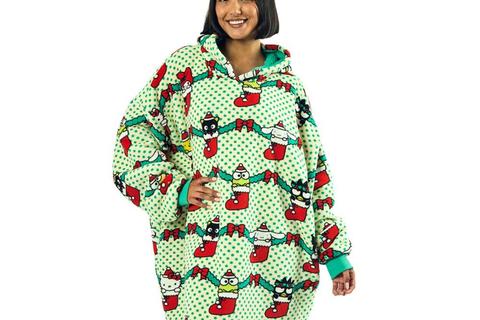 5734-hello-kitty-friends-holiday-stockings-lounge-hoodie-1.jpg