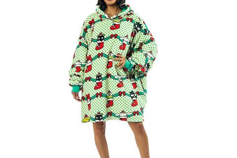 5734-hello-kitty-friends-holiday-stockings-lounge-hoodie-1.jpg