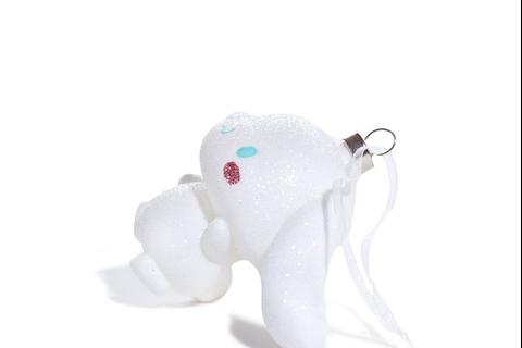 5746-cinnamoroll-x-kat-annie-glass-ornament-1.jpg