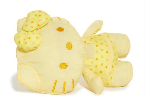 5782-hello-kitty-10-seasons-of-friendship-plush-summer–1.jpg