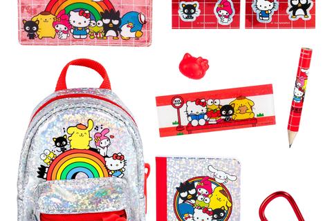 5826-hello-kitty-and-friends-real-littles-micro-backpack-1.jpg