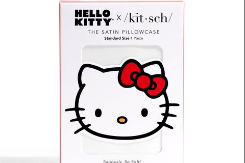 5838-hello-kitty-x-kitsch-bow-pillowcase-solid-ivory–1.jpg