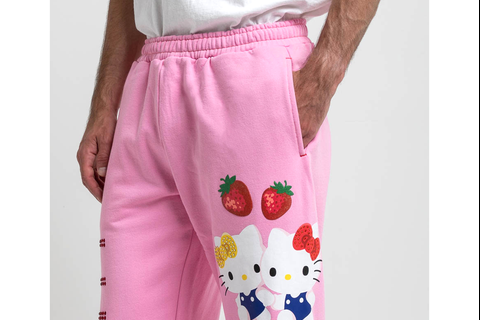 5873-hello-kitty-x-dumbgood-pink-sweatpants-50th-anniv–1.png