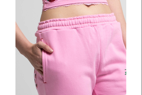 5873-hello-kitty-x-dumbgood-pink-sweatpants-50th-anniv–1.png