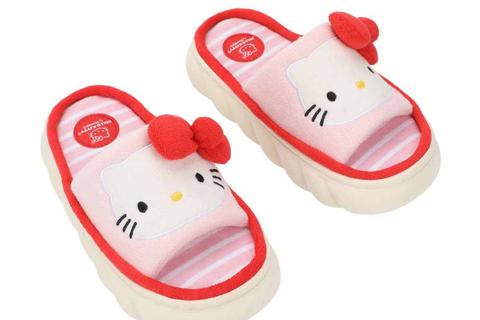 Hello Kitty 3D Cloud Loungewear Slides