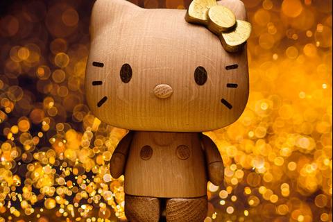 5917-hello-kitty-x-boyhood-limited-edition-oak-figurine-50th-anniversary–1.jpg