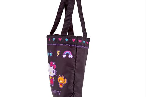 5969-hello-kitty-tote-bag-retro-pixel-series–1.jpg