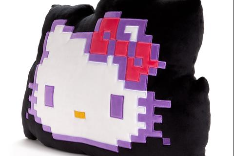 5971-hello-kitty-face-plush-retro-pixel-series–1.jpg