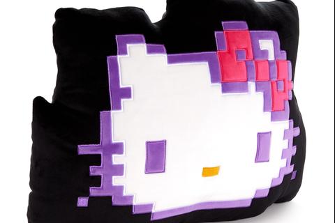 5971-hello-kitty-face-plush-retro-pixel-series–1.jpg