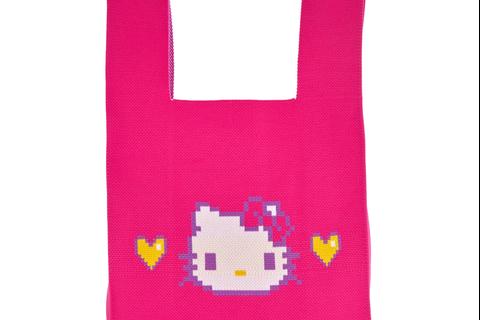 5973-hello-kitty-pink-knit-shopper-bag-retro-pixel-series–1.jpg