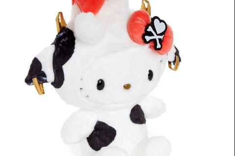 6079-hello-kitty-x-tokidoki-8-plush-holiday-cow–1.jpg