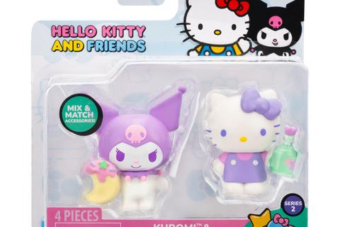 6155-hello-kitty-and-friends-2-pc-figure-pack-series-2-dreamland–1.gif