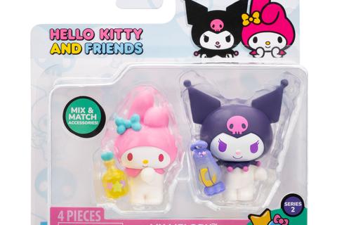 6155-hello-kitty-and-friends-2-pc-figure-pack-series-2-dreamland–1.gif