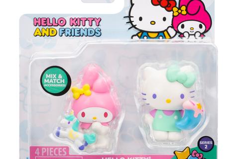 6155-hello-kitty-and-friends-2-pc-figure-pack-series-2-dreamland–1.gif