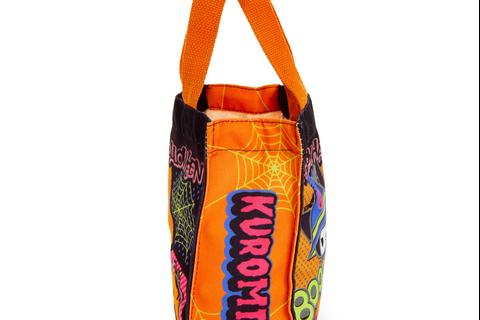 6188-kuromi-2024-halloween-glow-in-the-dark-treat-bag-1.jpg