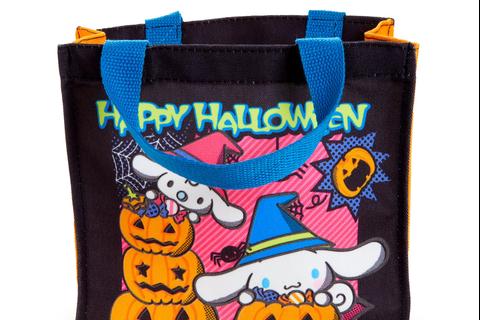 6190-cinnamoroll-2024-halloween-glow-in-the-dark-treat-bag-1.jpg