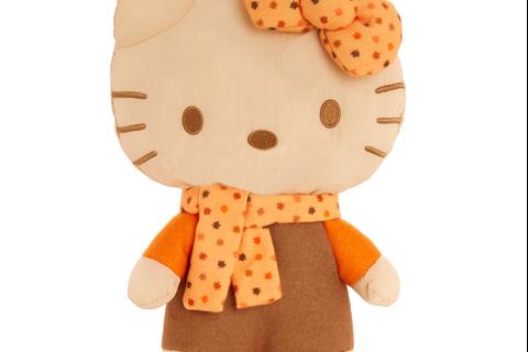 6196-hello-kitty-10-seasons-of-friendship-plush-fall–1.jpg