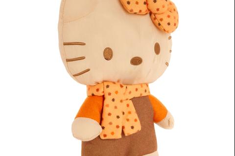 6196-hello-kitty-10-seasons-of-friendship-plush-fall–1.jpg