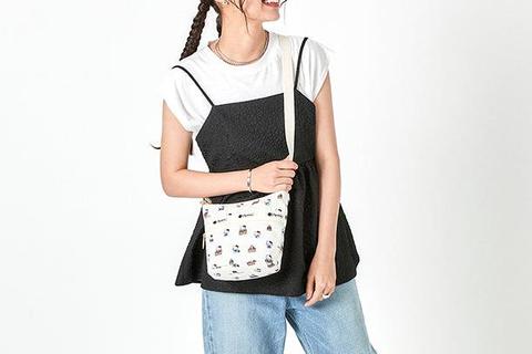 6353-hello-kitty-x-lesportsac-mini-bucket-shoulder-bag-no-bag-no-life–1.jpg