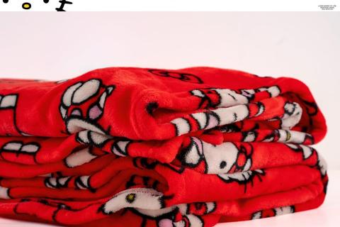 6397-hello-kitty-always-red-cozy-throw-blanket-1.jpg