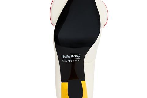 6434-hello-kitty-x-katy-perry-bow-heel-white–1.jpg