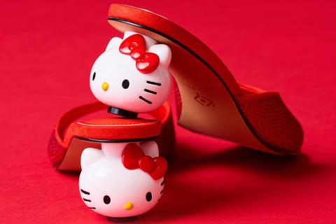 6474-hello-kitty-x-katy-perry-mule-red–1.jpg
