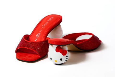 6474-hello-kitty-x-katy-perry-mule-red–1.jpg