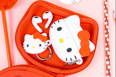 6514-hello-kitty-nintendo-switch-cartridge-case-1.jpg