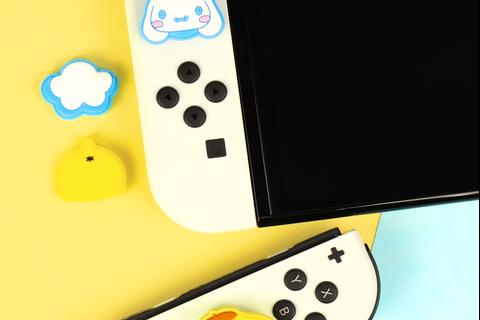 6518-hello-kitty-and-friends-switch-grip-caps-cinnamoroll-pompompurin–1.jpg