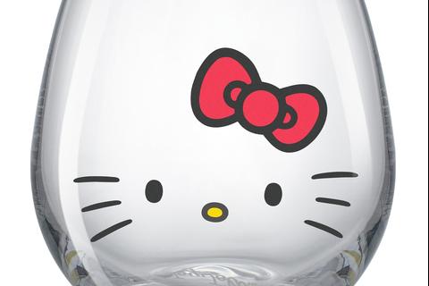 6556-hello-kitty-and-friends-hello-sippy-stemless-glasses-set-of-4–1.jpg