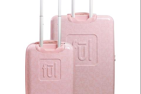 6560-hello-kitty-x-ful-pose-2-pc-hardshell-luggage-pink–1.jpg