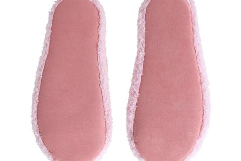 6624-my-melody-cozy-sherpa-adult-slippers-1.jpg