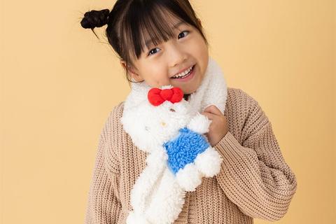 6690-hello-kitty-cozy-sherpa-kids-wrap-scarf-1.jpg