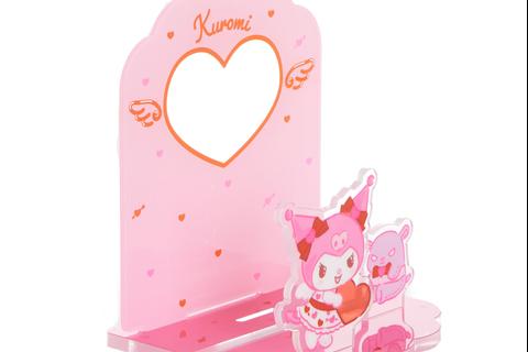 694-kuromi-smartphone-and-photo-stand-cupid-series–1.jpg