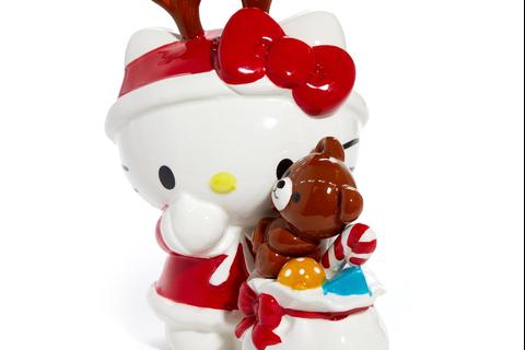 6975-hello-kitty-ceramic-holiday-teddy-bear-figurine-1.jpg