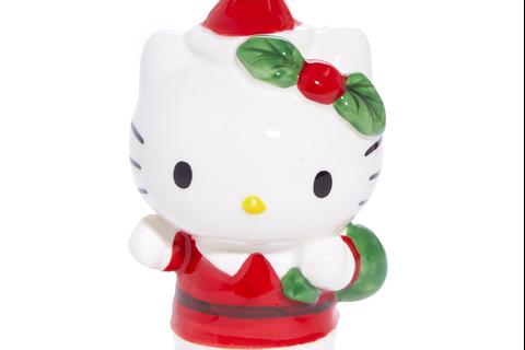 6977-hello-kitty-ceramic-holiday-salt-pepper-set-reindeer-friend–1.jpg