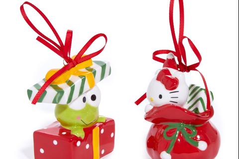 6985-hello-kitty-and-keroppi-2-pc-holiday-ceramic-ornament-set-red–1.jpg