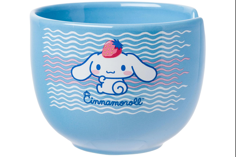 6995-cinnamoroll-ceramic-ramen-bowl-and-chopstick-set-strawberry-pose–1.png