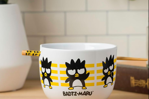 6997-badtz-maru-ceramic-ramen-bowl-and-chopstick-set-stripes–1.png