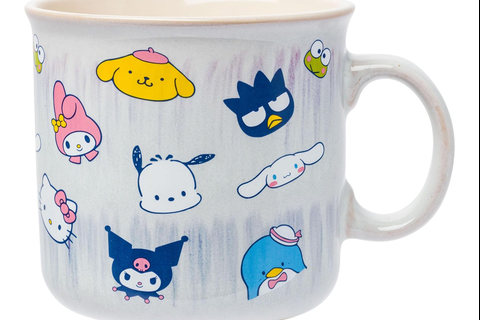 7003-hello-kitty-and-friends-ceramic-mug-glaze-faces–1.png