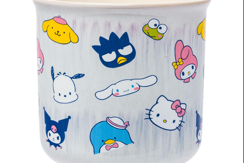 7003-hello-kitty-and-friends-ceramic-mug-glaze-faces–1.png