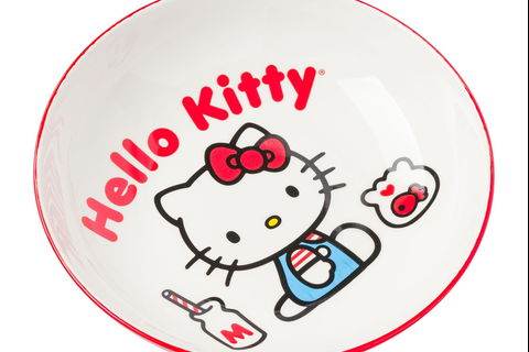 7007-hello-kitty-ceramic-dinner-bowl-classic-milk-bottle–1.png