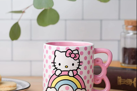 7011-hello-kitty-sculpted-bow-rainbow-ceramic-mug-1.png