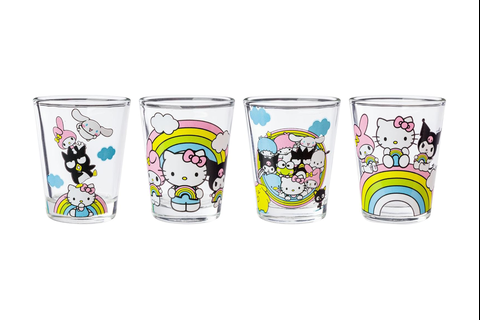 7021-hello-kitty-and-friends-mini-glass-4-piece-set-rainbows–1.png