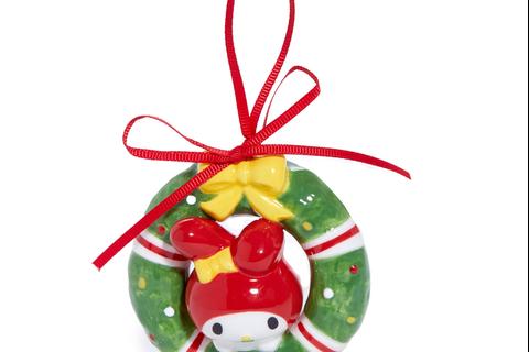 7039-hello-kitty-and-my-melody-2-pc-holiday-ceramic-ornament-set-red–1.jpg