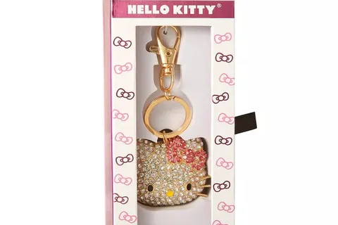 7047-hello-kitty-face-pave-3d-bling-keychain-1.webp