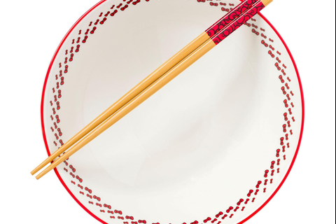 7063-hello-kitty-ceramic-noodle-bowl-and-chopstick-set-red-bows–1.png